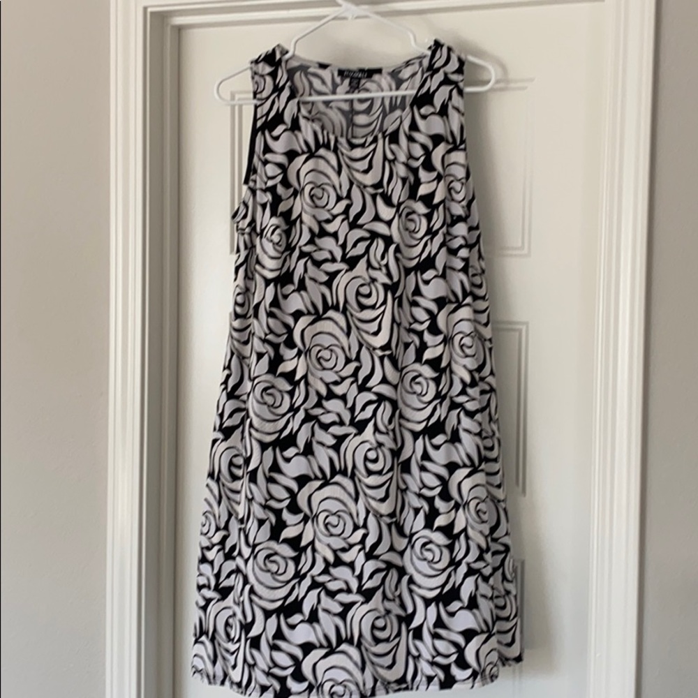 Ros & Ali Floral Dress 👗👗👗